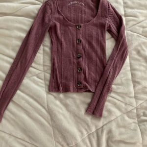 Aero Seriously Soft Woman’s Small Top long Sleeve